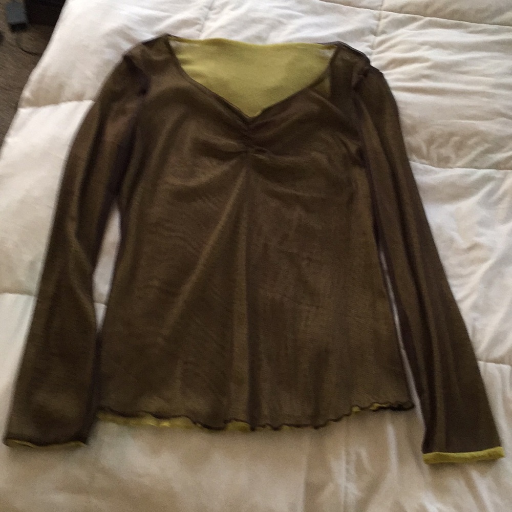 Long sleeve reversible woman’s shirt